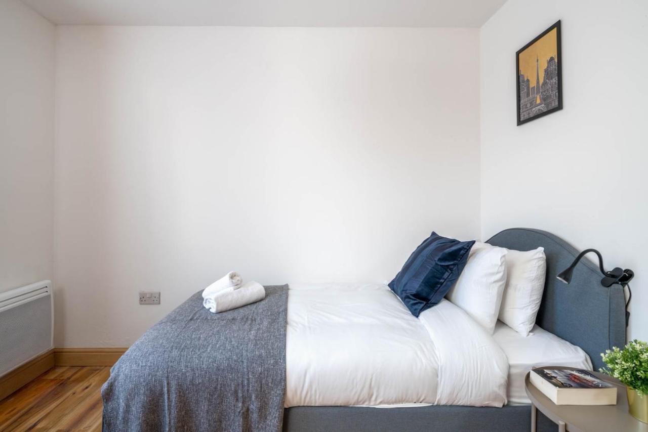 2 Bedroom Flat Near London Excel Dış mekan fotoğraf
