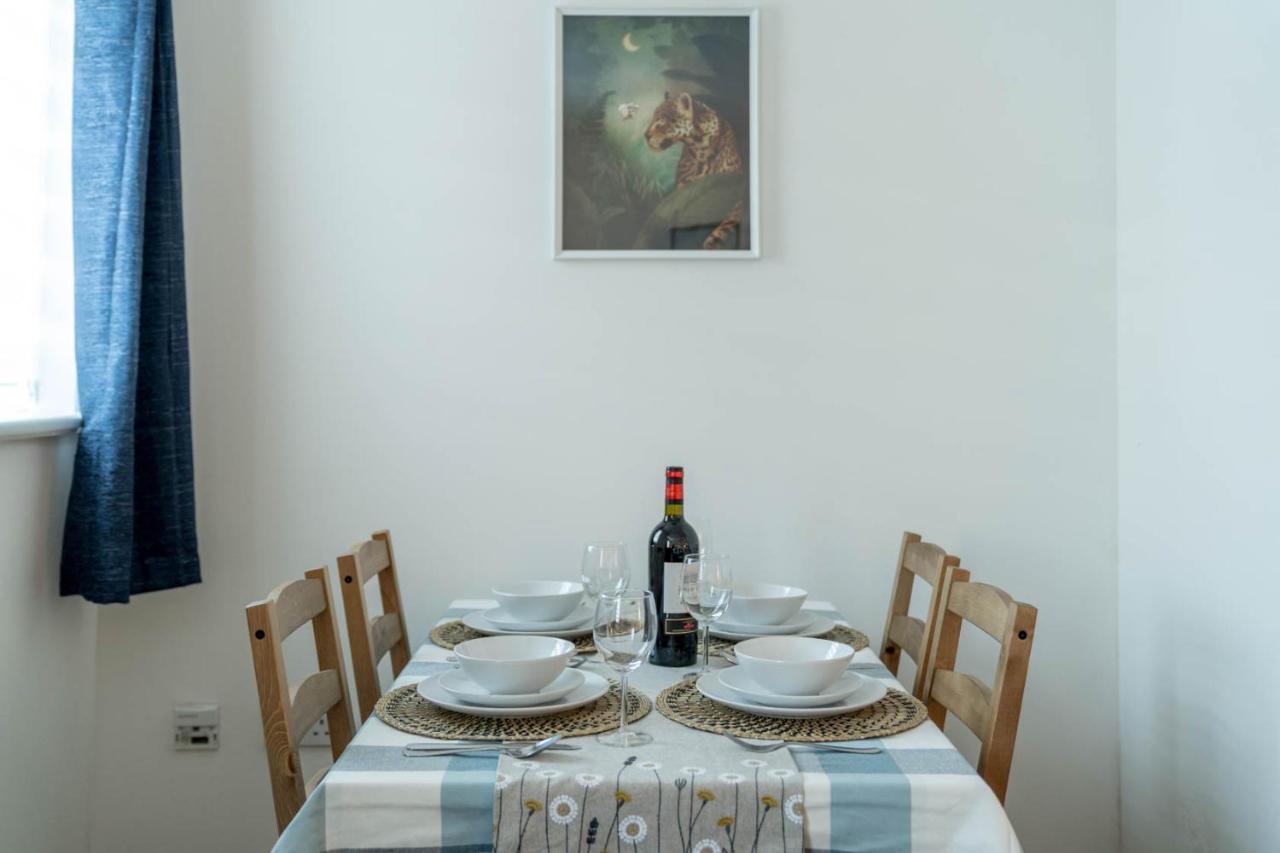 2 Bedroom Flat Near London Excel Dış mekan fotoğraf